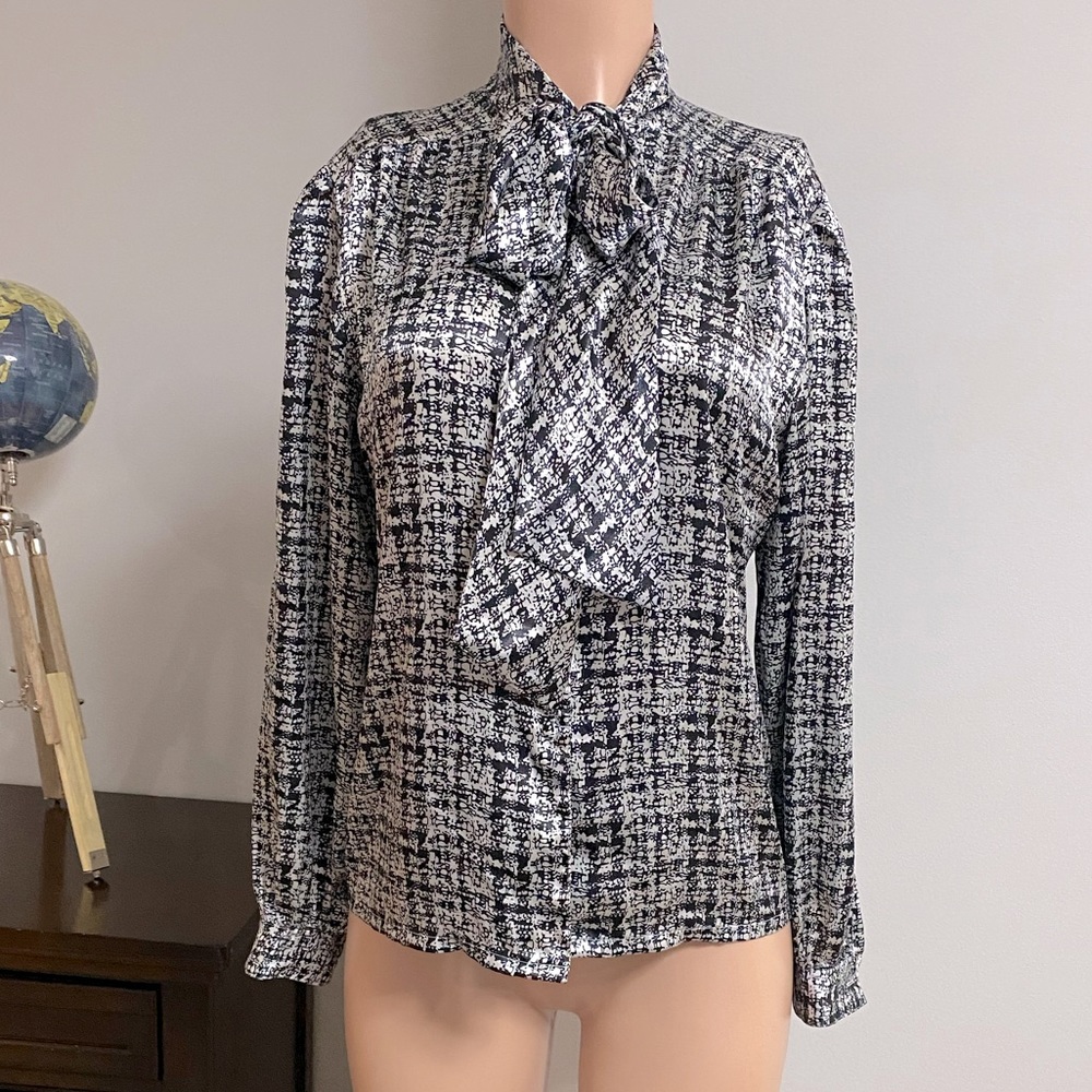 No Grey Area Vintage Blouse. Sz 10. Classy & Sexy